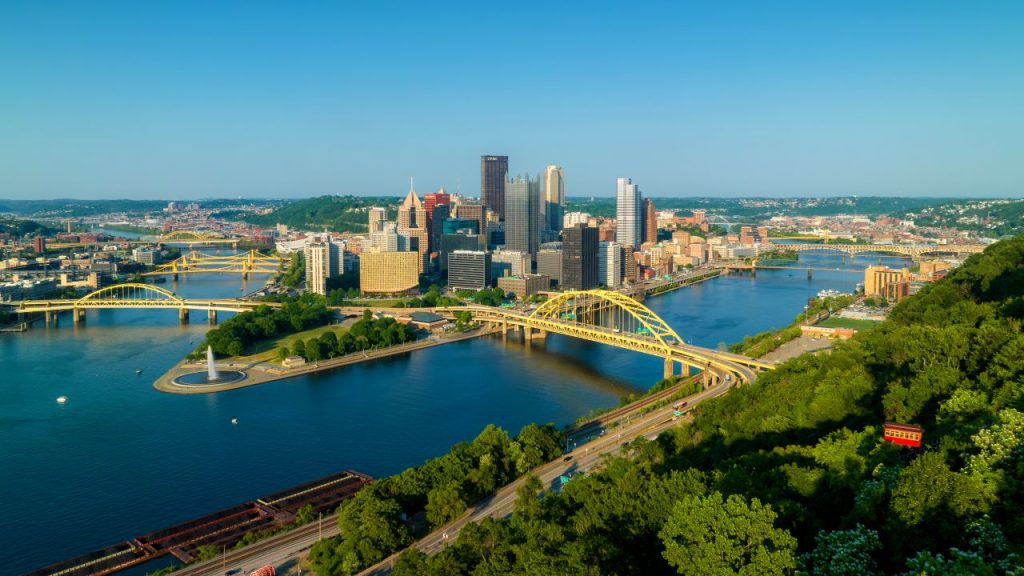 flood preparation in areas on the ohio river